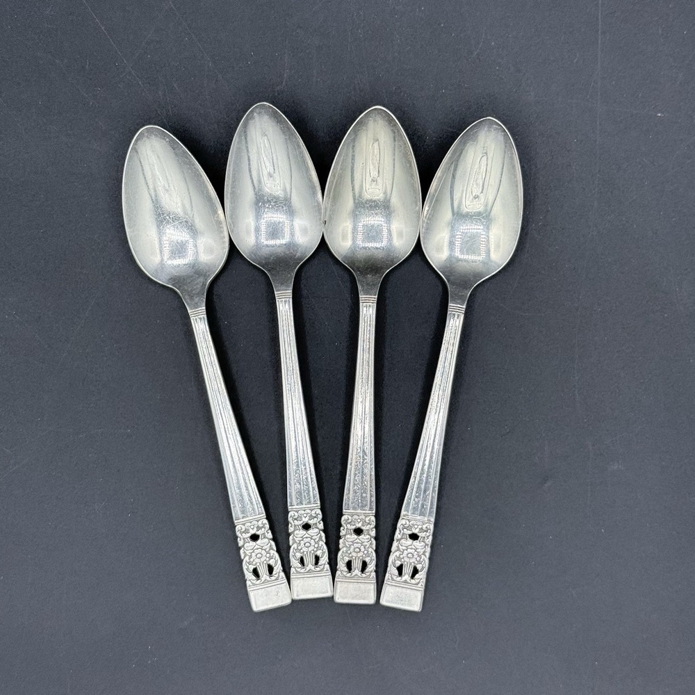 Oneida Community CORONATION Silverplate Flatware 1936 Set of 4 Teaspoons Vintage